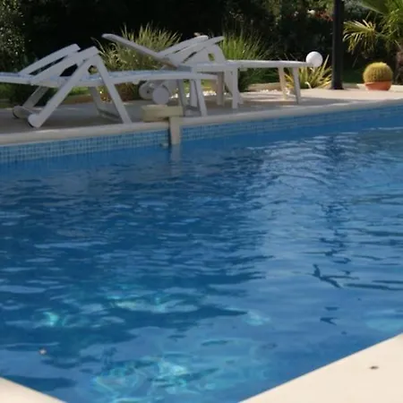 Thierry Piscine Privee Et Terrain Clos Méjannes-le-Clap