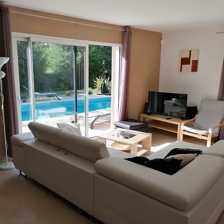 Prázdninový dům Thierry Piscine Privee Et Terrain Clos